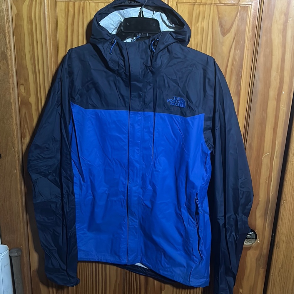 The North Face Hyvent 2.5L Light Jacket Waterproof Shell Packable Outdoor Medium